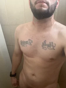 Me de Anthony_0808  2 Imagens