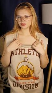 VerniceEngelking Public Foto 6