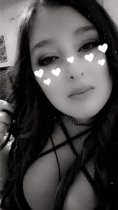 Luna_Foxx22 Public Pic 2