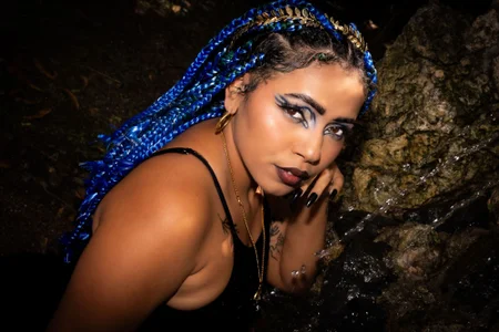 momo_ayasse Water goddess ♥ Pic 2