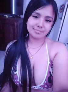 Mellani_tay Public Pic 3