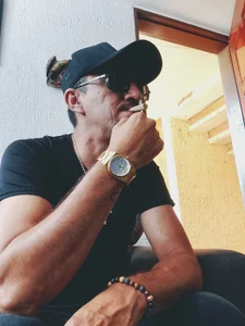 velvetblackcock Public  3. fénykép