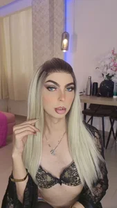 AlejandraDangerGirl Incredible time today! Pic 5