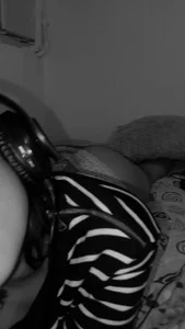 Lucero_paris Public Pic 3