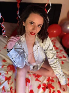 kassandra_james 🍓 Provocation dressed in tenderness 💞 Immagine 