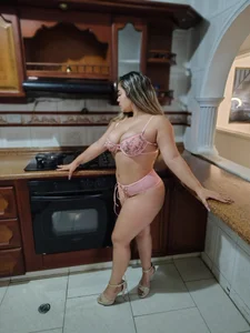 LaurenWelly_ I like to cook, I haven't been able to find a good companion☺️  6টি ছবি