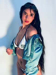 Camila_Reyess_ the girl who makes you romantic and hot💕 사진 6