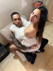 Violet_and_UlisesPublic Bild 5