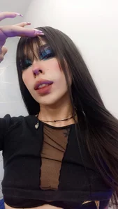 Cloeandtyfanny I don't promise to be good... but I am unforgettable Kuva 3