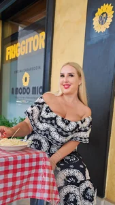 Public od MariaRichi_  3 snímek