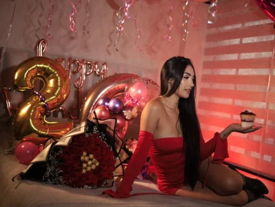isabellajons MY BIRTHDAY JULY 15TH I CELEBRATE Pic 4