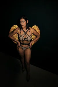 SarahYates Your little angel is naughty Pic