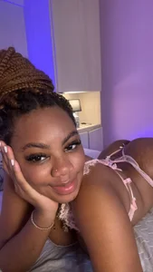 KendallRosse1 Your beauty ebony Immagine 