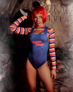 EmilyCoast-1 Your Evil Doll Halloween 2023 Immagine  2