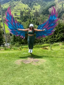 dannaahbrownのGOOD VIBESの 3枚の写真