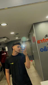 Nicolas_James_Sc kullanıcısının me albümü -  7 fotoğraf