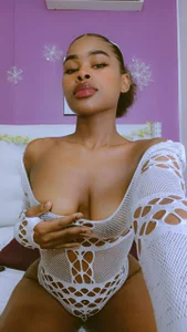 Mia_brown13 ♥ Join me ♥ Pic 2