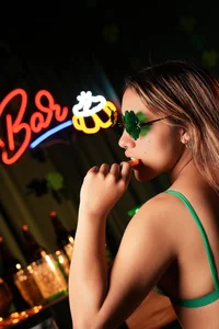 rebecca_ponce_ It's your lucky day! Happy St Patrick 🍀 зображення 4