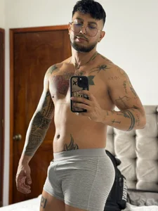 LiamUribe <3<3 Pic 2