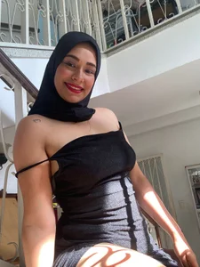 SEXY ARAB GIRL 😈 de ShanaJamil Foto 3