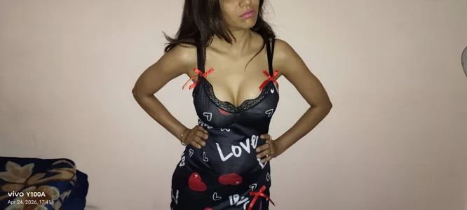 lovelyrosewifey Lovelyrosewife Pic 4