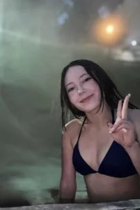 Thalia_anderson hot water 🔥🤩 Pic