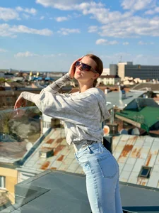 MysticVenus_ There’s a story here — if you look close enough Εικόνα