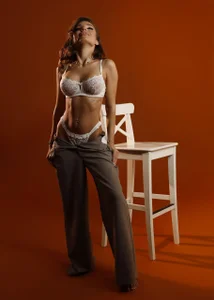 EsmeAinsley Slowly taking off ! Poză