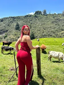 theladymonserrateshow 🌺✨ Pic 2