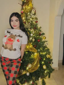 HotFriends- Christmas pajamas Pic 6