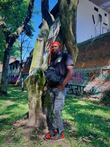 mike_alyのI'm still the king..👑🔥の 2枚の写真