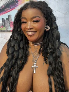 Anaa_Fuentess's Serious, beautiful and great smile babe 😏💥 Sex Photo 4