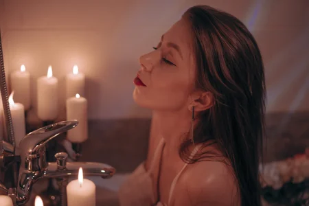 Love_Lines Hot Water, Slow Touch Billede 4