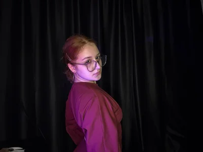 KrissLeanPublic图片