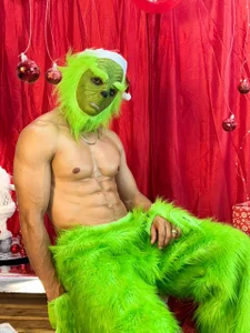 Steven_x94Christmas charm图片