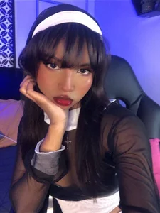 Naughty little nun🖤🤍 de Gigi_Strawberry  Imagens
