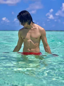 AXEL_OWEN Public Pic 2