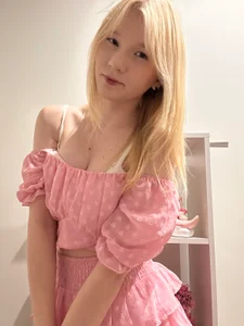KoriMelon 🍉Cute photos from Kori Pic