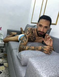 Zdjęcia Hisoka_011 Do you dare to discover everything I hide...?😏: 