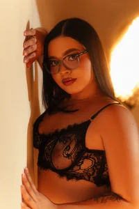 SofiaCortes4 Orange 사진
