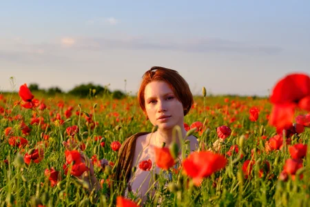 valeriarawIn the poppy field Bild 3