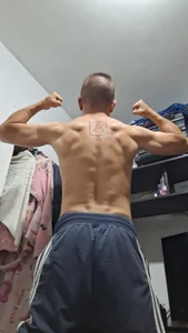 monitolechero Public টি ছবি