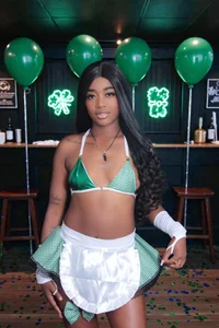 candy__ebony Lucky Lips and Irish Sips صورة واحدة|candy__ebony Lucky Lips and Irish Sips صورتان|candy__ebony Lucky Lips and Irish Sips  8 صور|candy__ebony Lucky Lips and Irish Sips  8 صورة