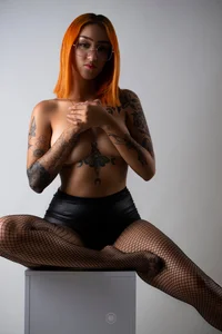 Evaluxee Love Me Pic 2