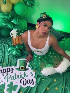 Maia_Hotts San Patrick Gambar 3