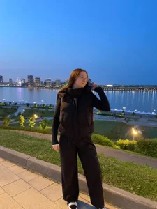 AureaCake A night-time stroll👀 Immagine 