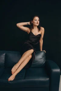 KiraElwood Lady in black🖤 Immagine 