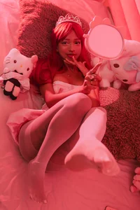 Elaisaprincess pretty little princess 🖤👑 Bilde 3