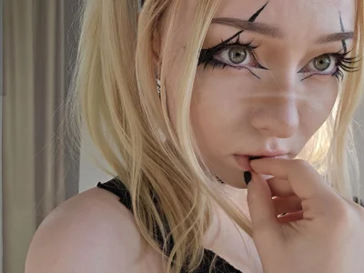 ElswythCovil Hi! I'm Sophie รูป  2