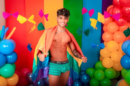 Alessandro_Vanni kullanıcısının Pride 2022 albümü -  5 fotoğraf